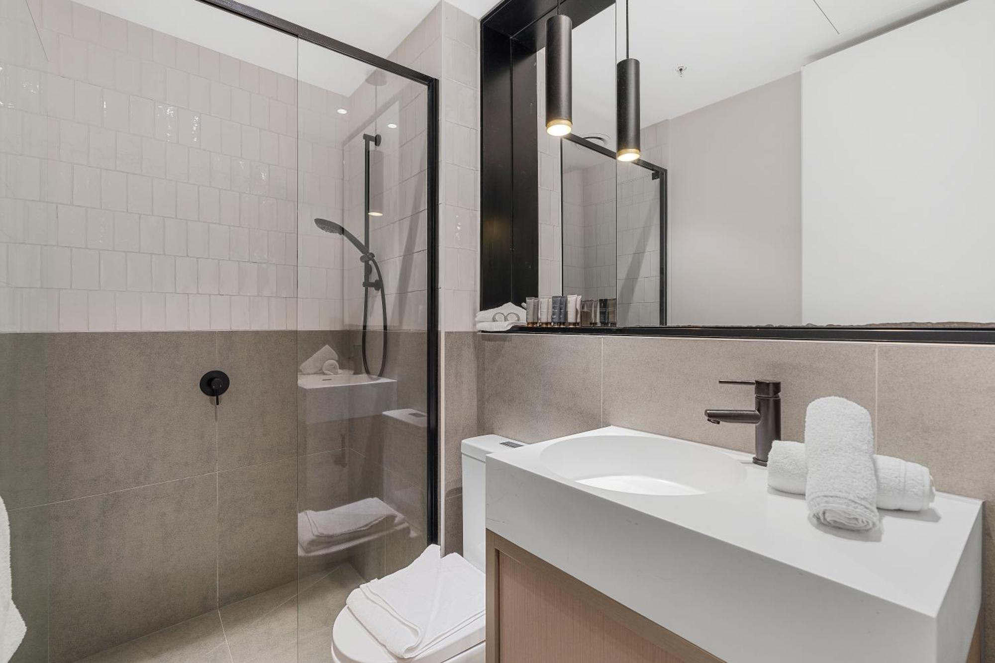 The Eminence Apartments By Cllix Melbourne Esterno foto