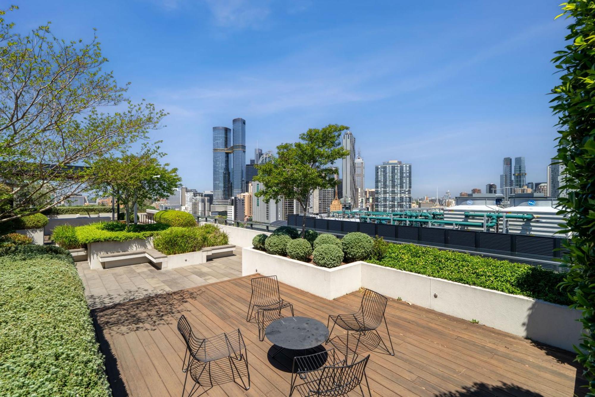 The Eminence Apartments By Cllix Melbourne Esterno foto