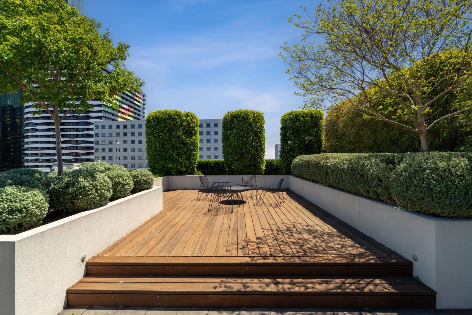 The Eminence Apartments By Cllix Melbourne Esterno foto