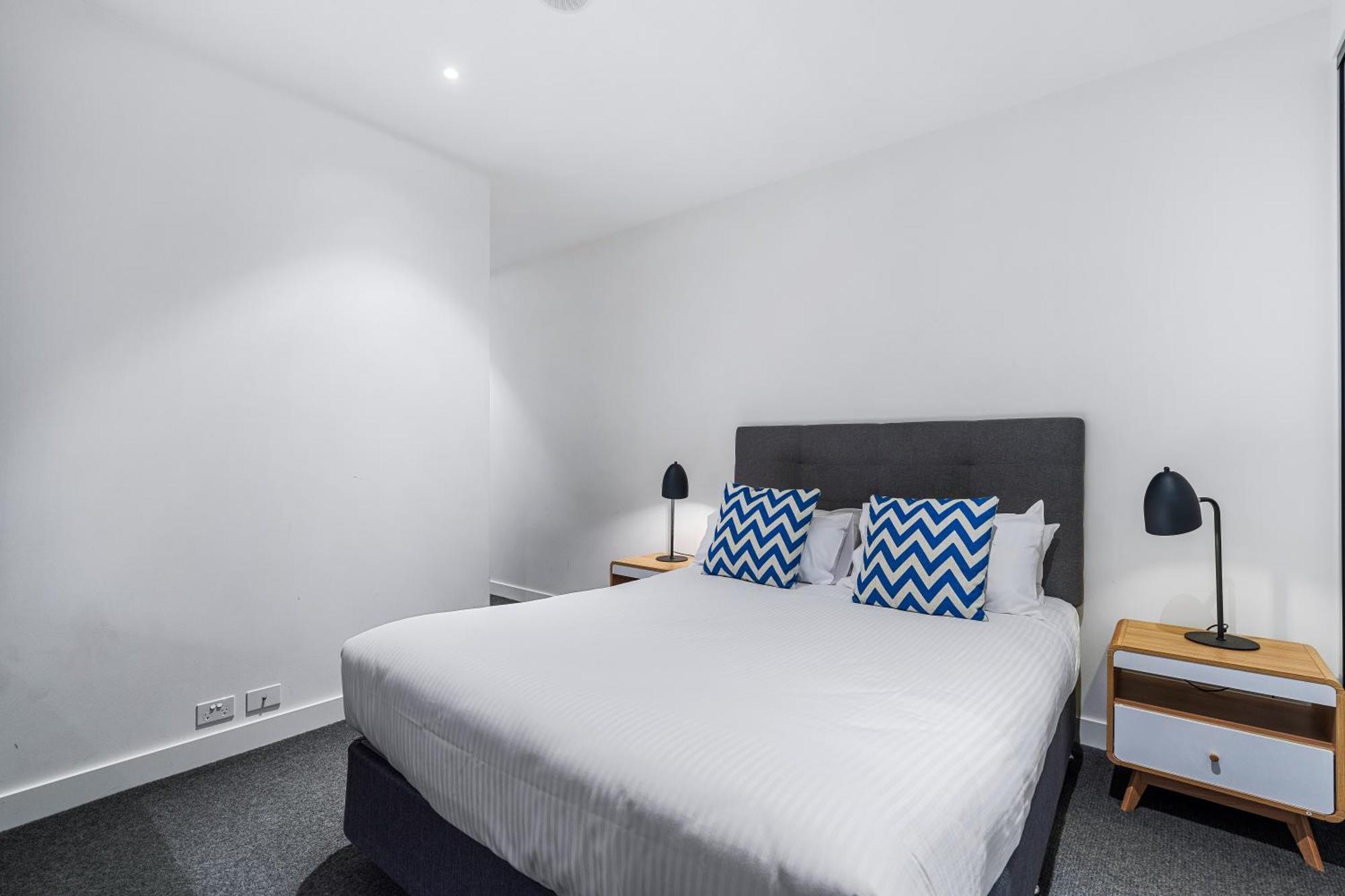 The Eminence Apartments By Cllix Melbourne Esterno foto