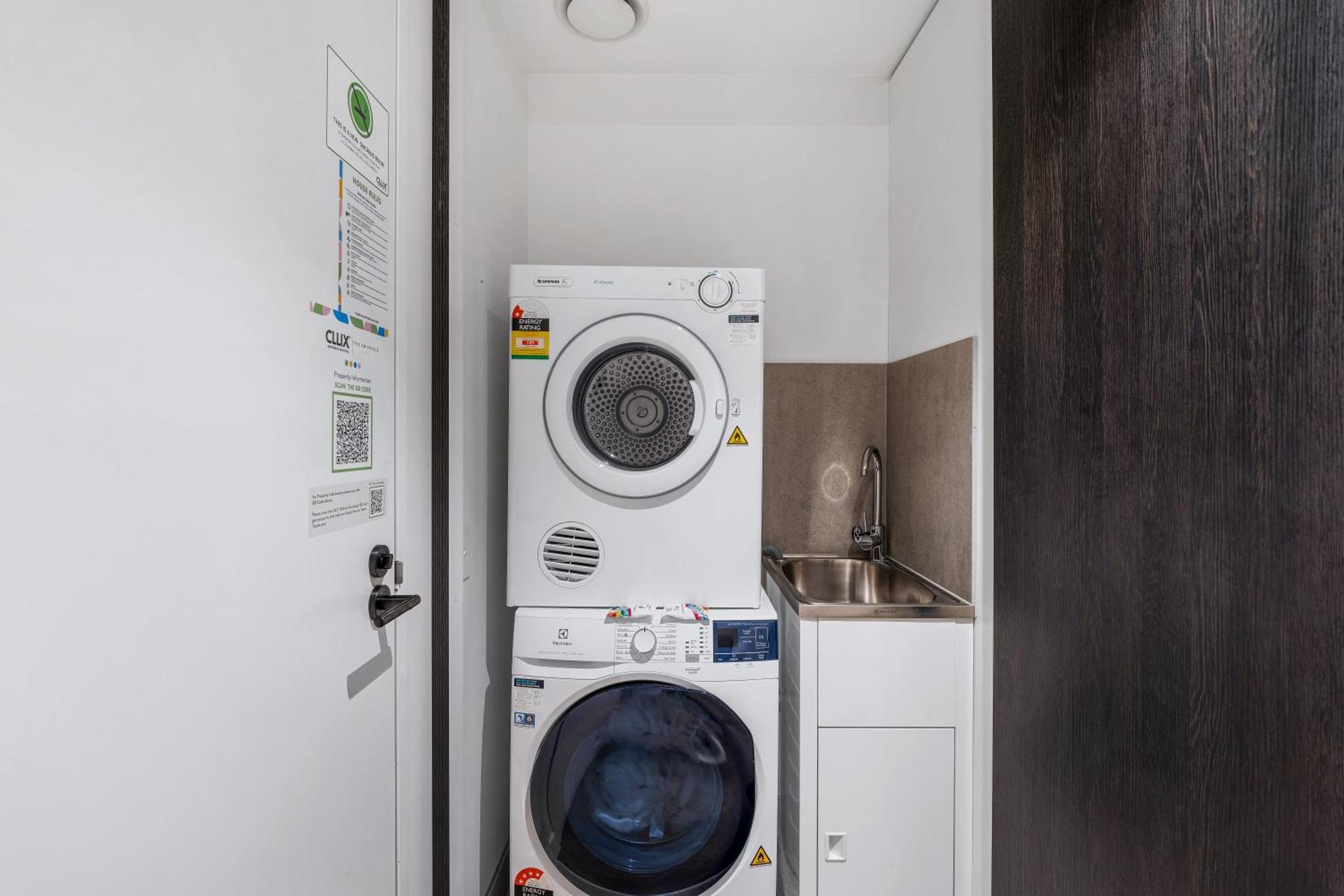The Eminence Apartments By Cllix Melbourne Esterno foto