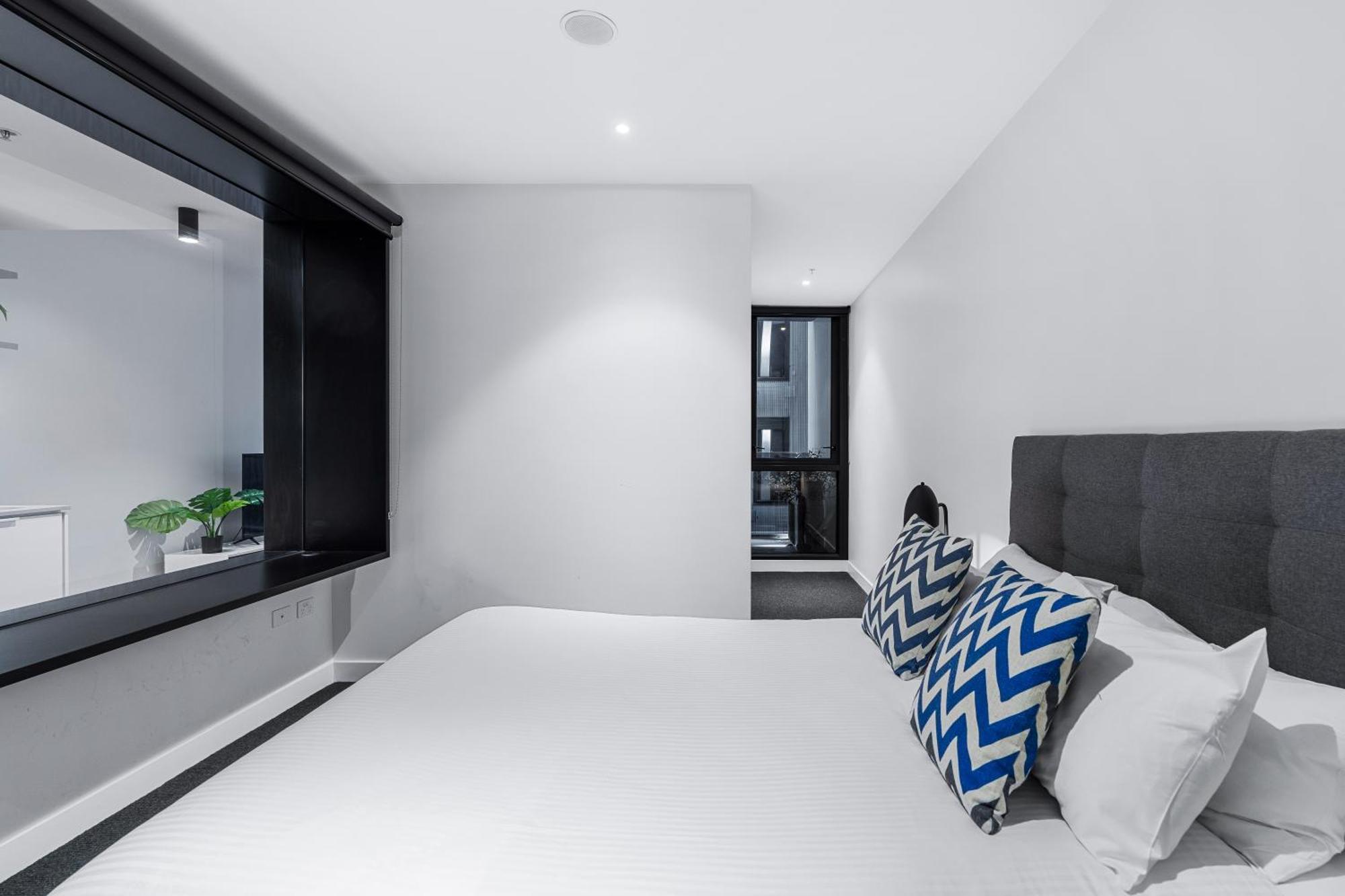 The Eminence Apartments By Cllix Melbourne Esterno foto