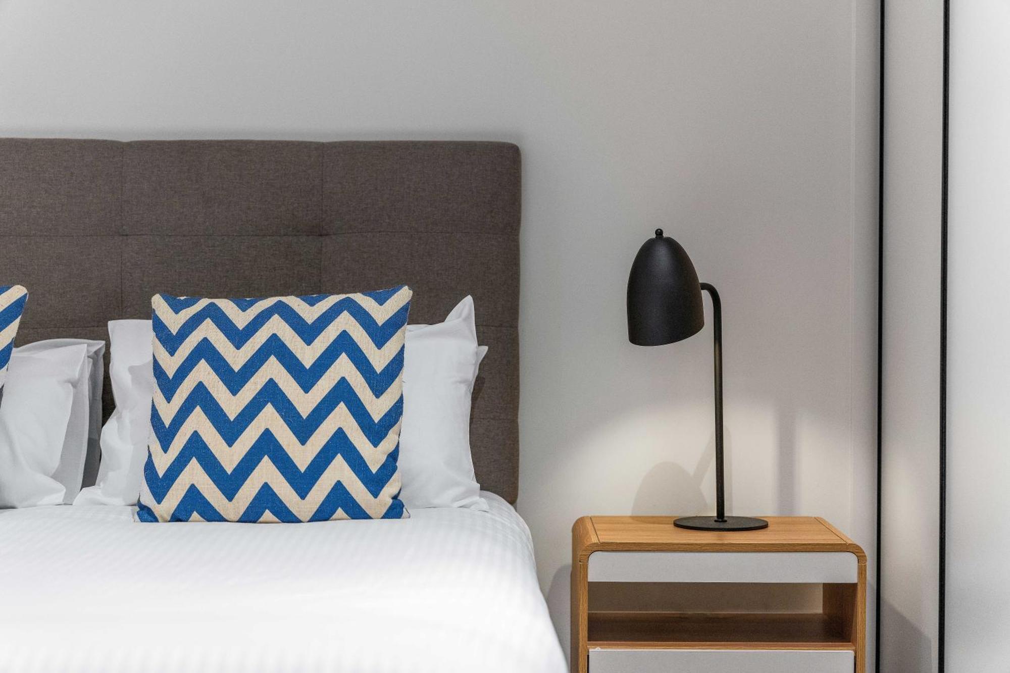 The Eminence Apartments By Cllix Melbourne Esterno foto